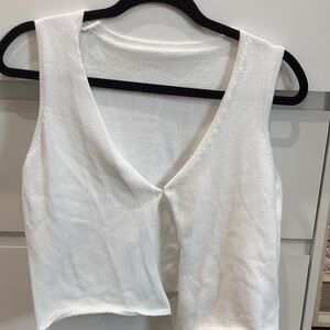 White vest/top